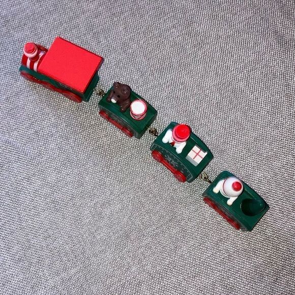 Wood Toy Train Set - Picture 4 of 6